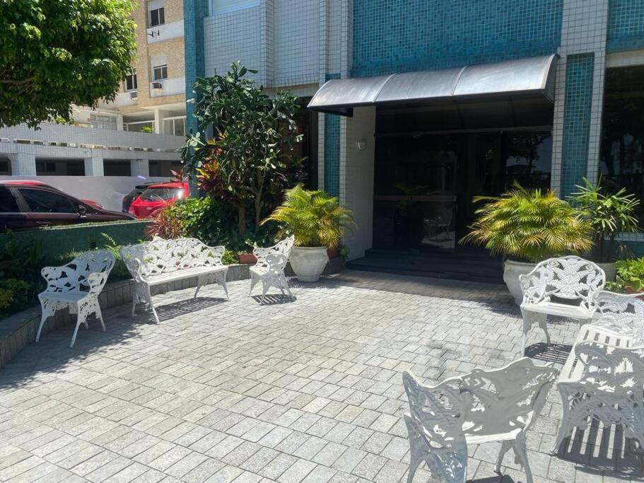 Apartment Recem Reformado Com Dois Com Ar Condicionado *
