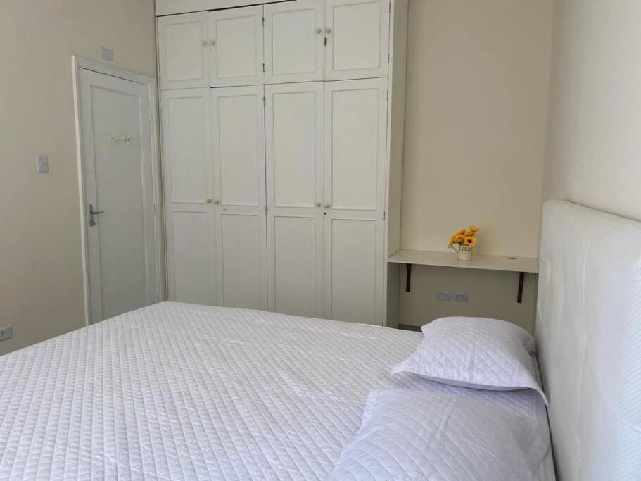 Apartment Recem Reformado Com Dois Com Ar Condicionado Santos (Sao Paulo)