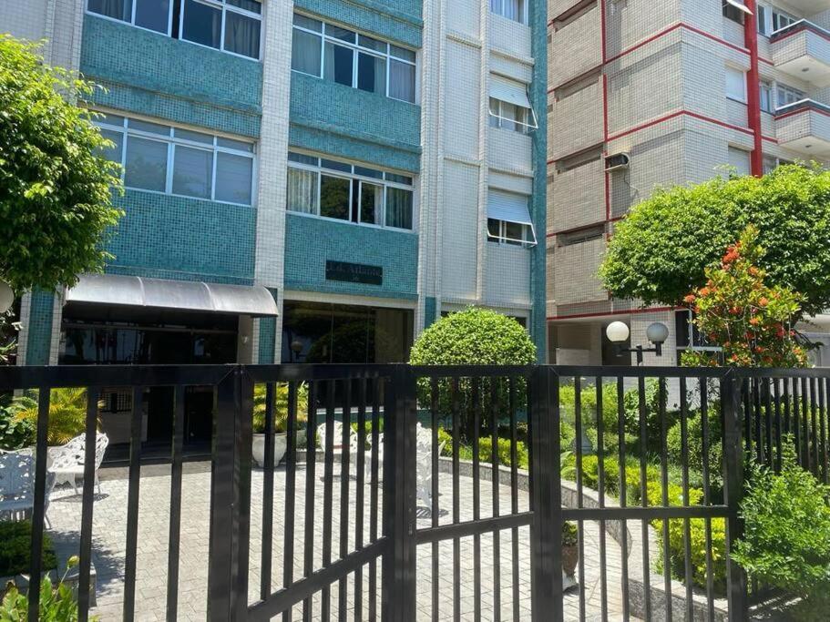 Recem Reformado Com Dois Com Ar Condicionado Apartment